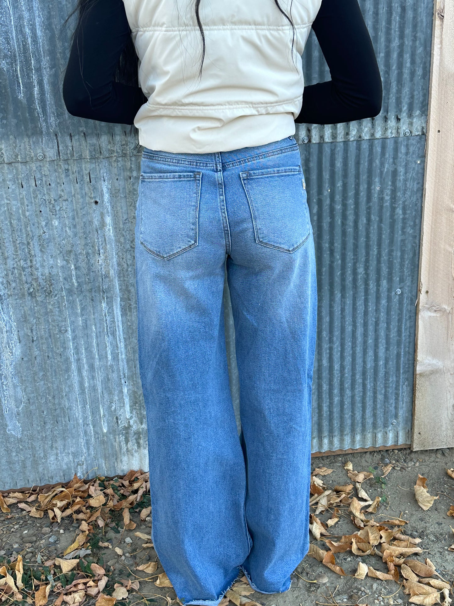 Vibrant High Rise Destress Wide Leg Jean