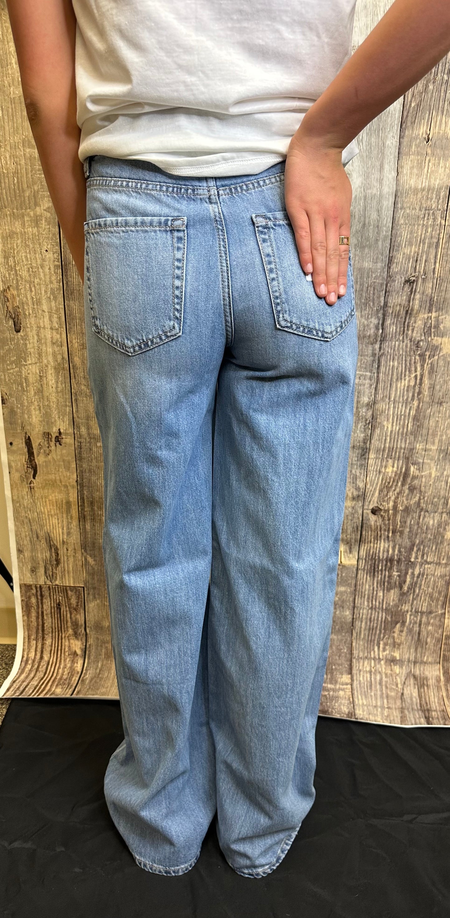 VERVET SUPER HIGH RISE WIDE LEG JEANS