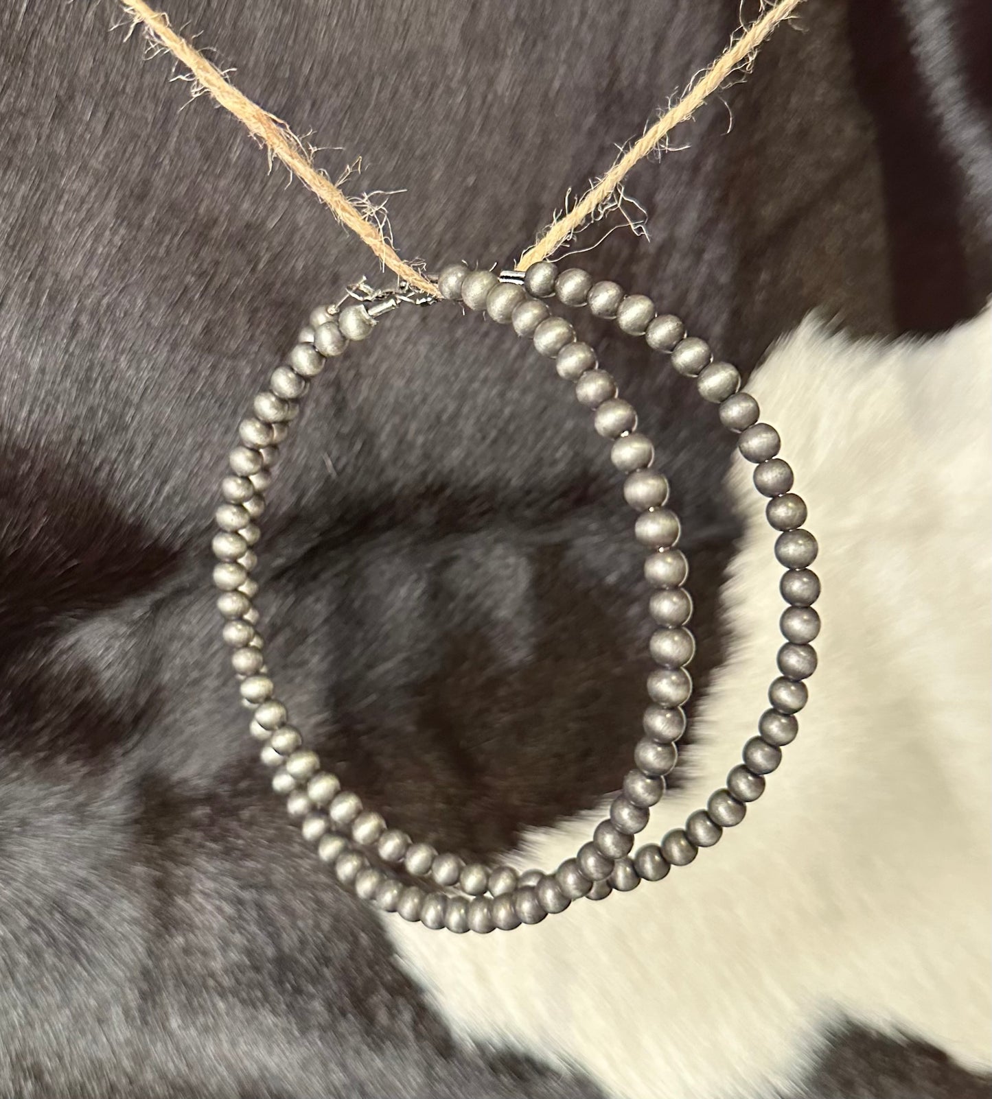 Jumbo Navajo Pearl Hoops